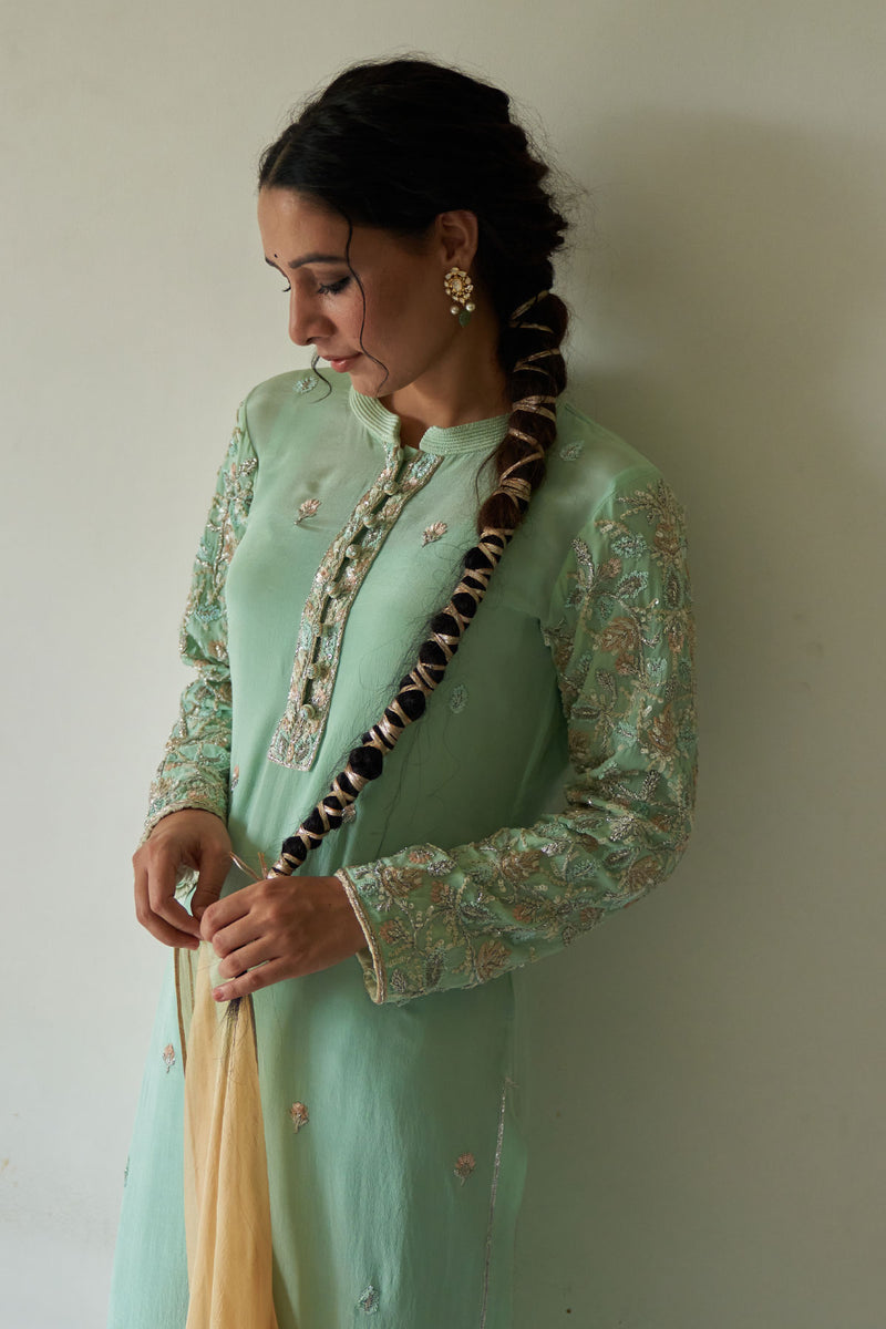 Pista kurta sleeved embroidery, chudhidar set and dupatta