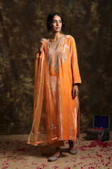 Sarung Velvet Kurta and Having a Net Dupatta With Embroidery Details with Jama